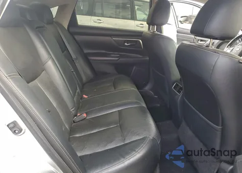 2018 Nissan Altima 2.5 из США, поврежденный, VIN 1N4AL3AP2JC233117